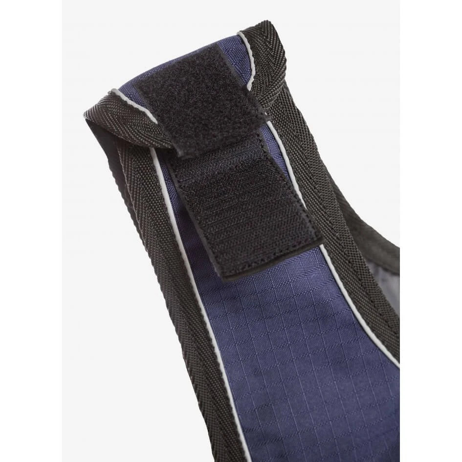 Back On Track Couvre Rein Imperméable Sammy 125 Cm 6 Back On Track Couvre Rein Imperméable Sammy 125 Cm – Image 4